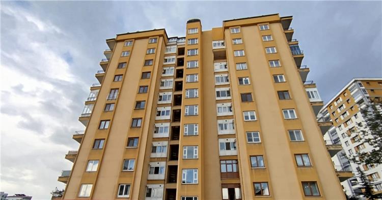 GÜLÜK MAHALLESİNDE MERKEZİ KONUMDA SATILIK 3+1 DAİRE